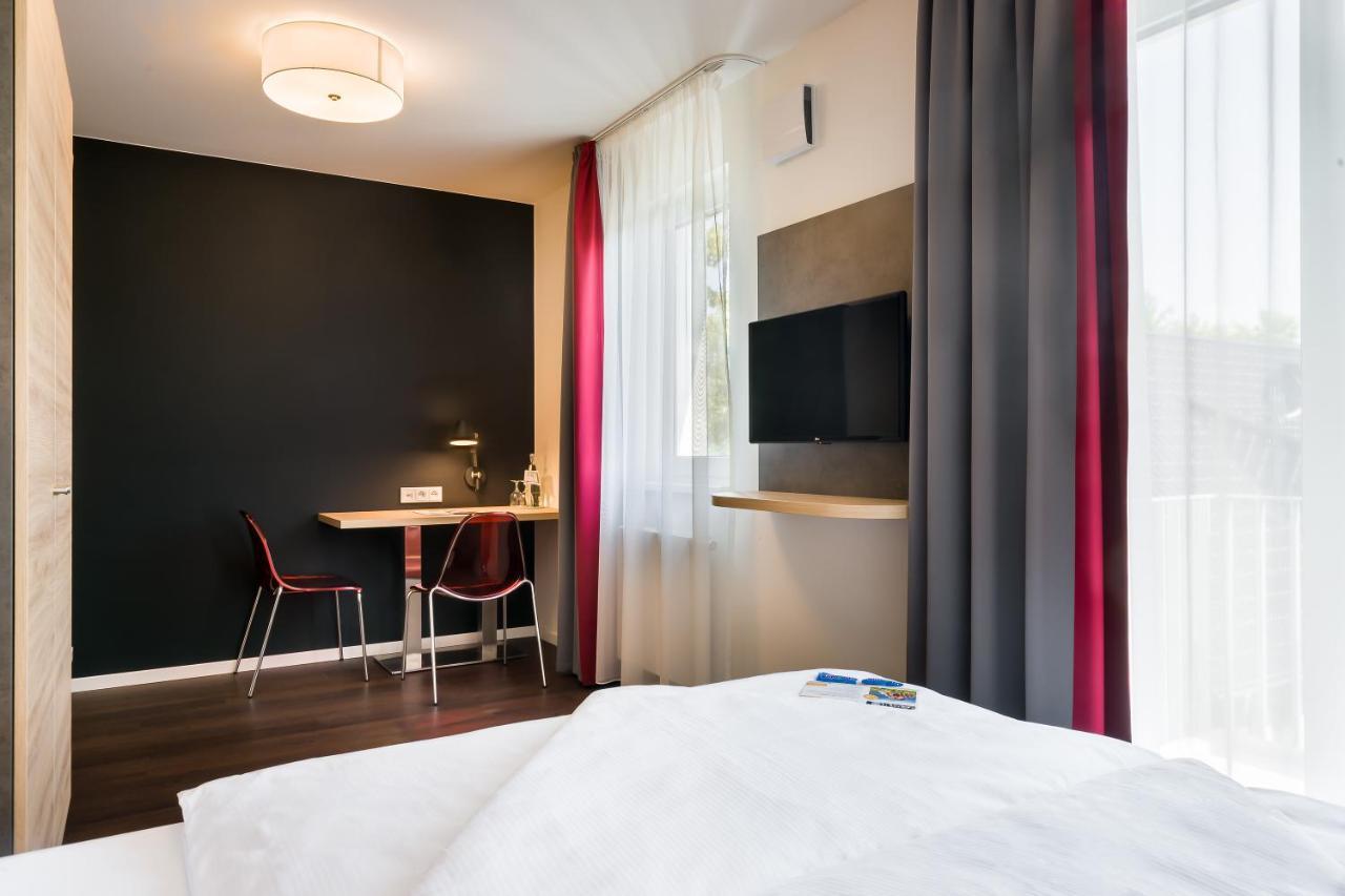 Signature East Hotel Apartment Гамбург Экстерьер фото