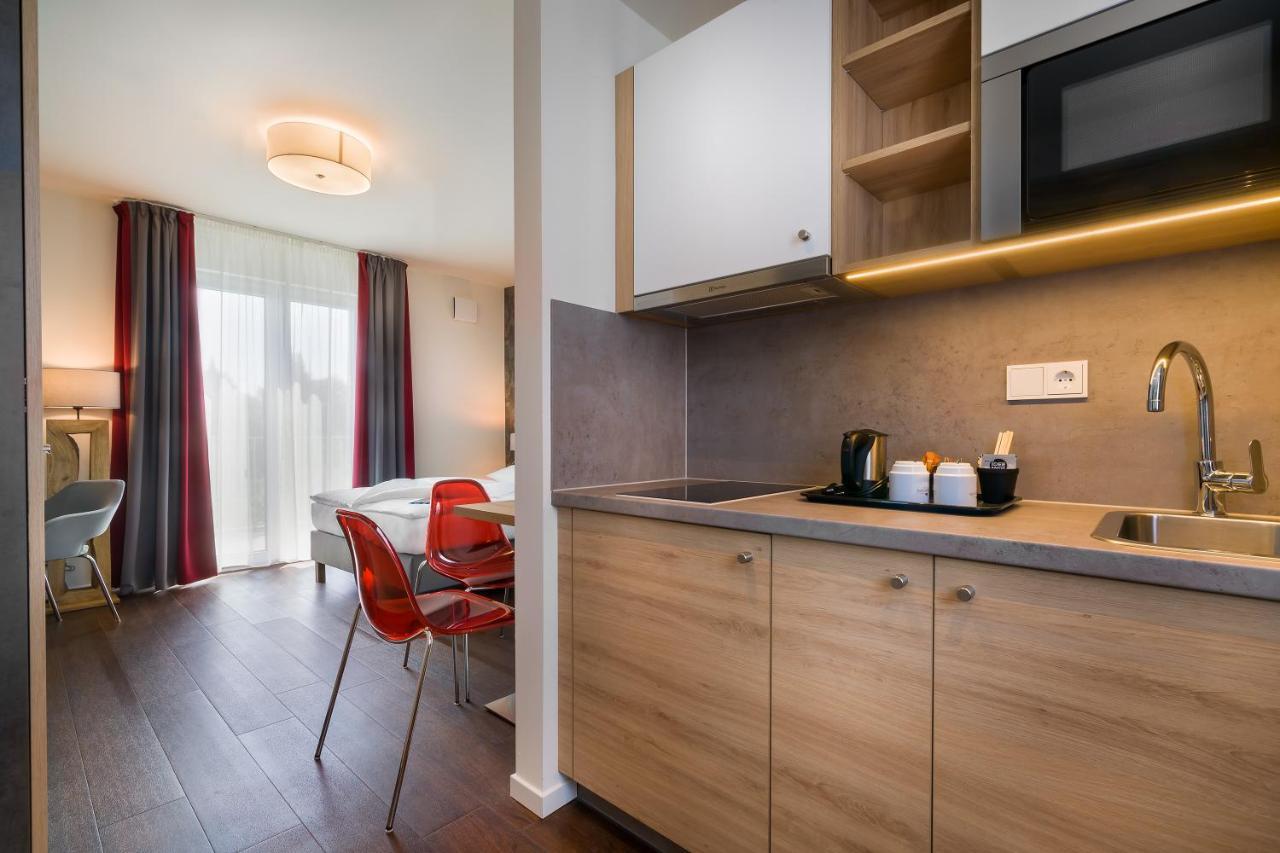 Signature East Hotel Apartment Гамбург Экстерьер фото