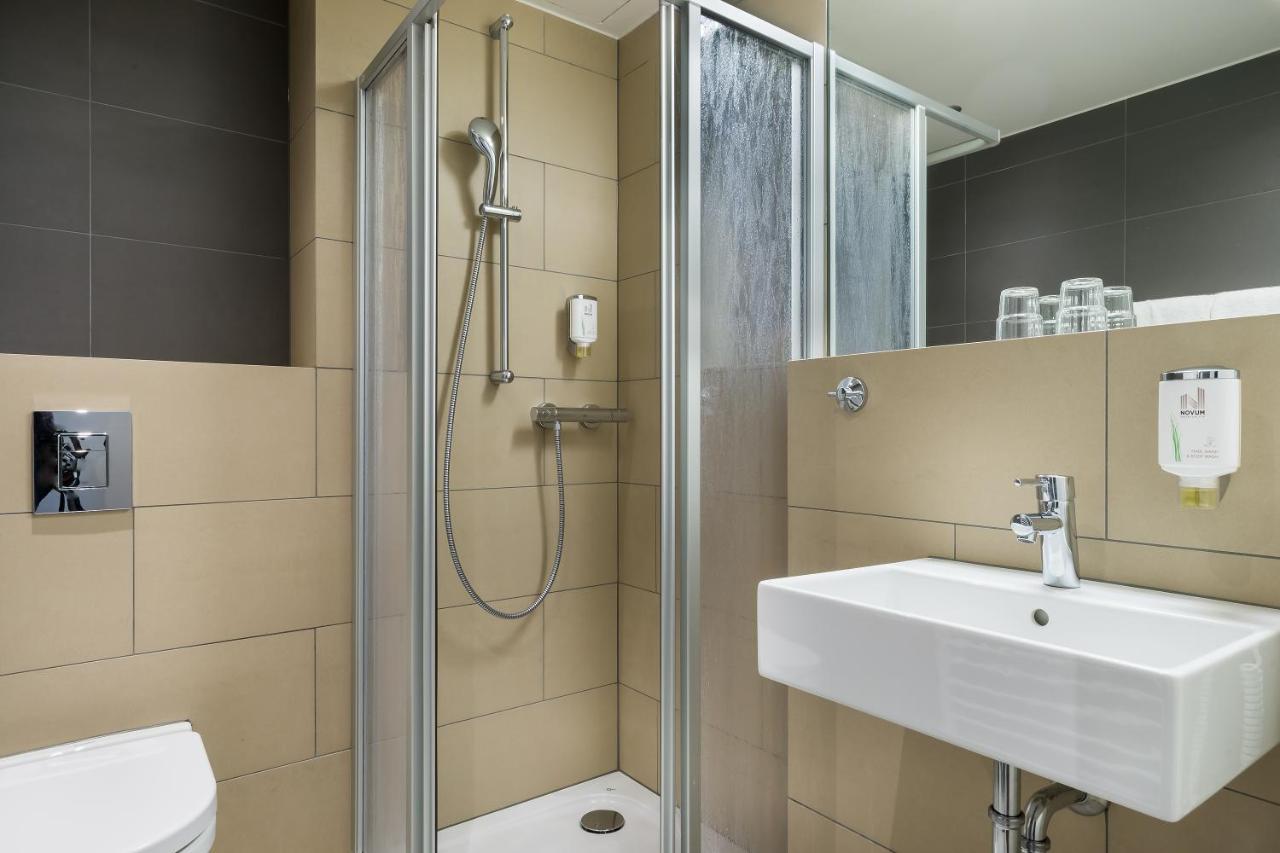 Signature East Hotel Apartment Гамбург Экстерьер фото