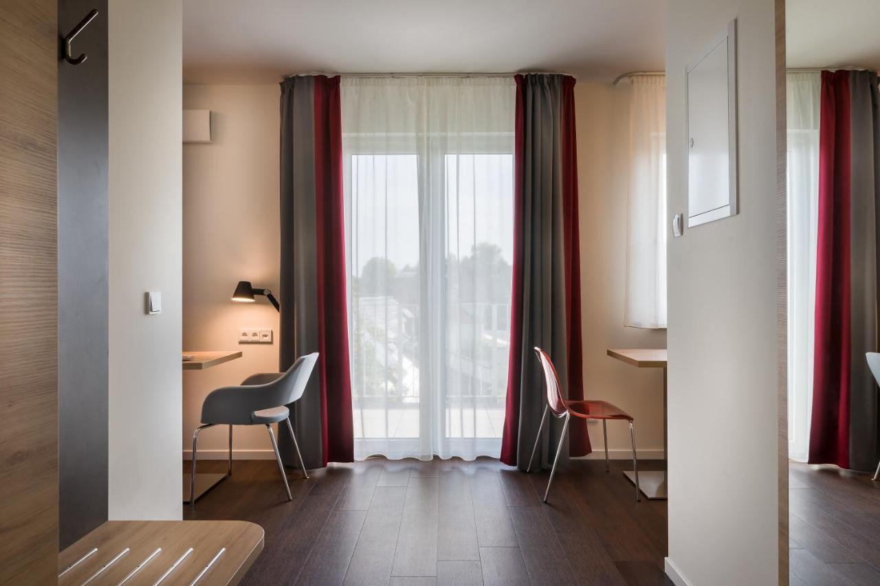 Signature East Hotel Apartment Гамбург Экстерьер фото