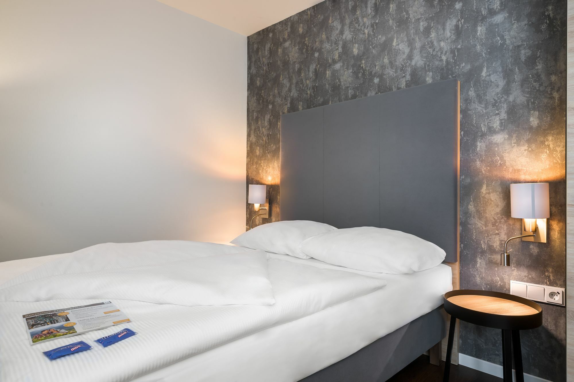 Signature East Hotel Apartment Гамбург Экстерьер фото