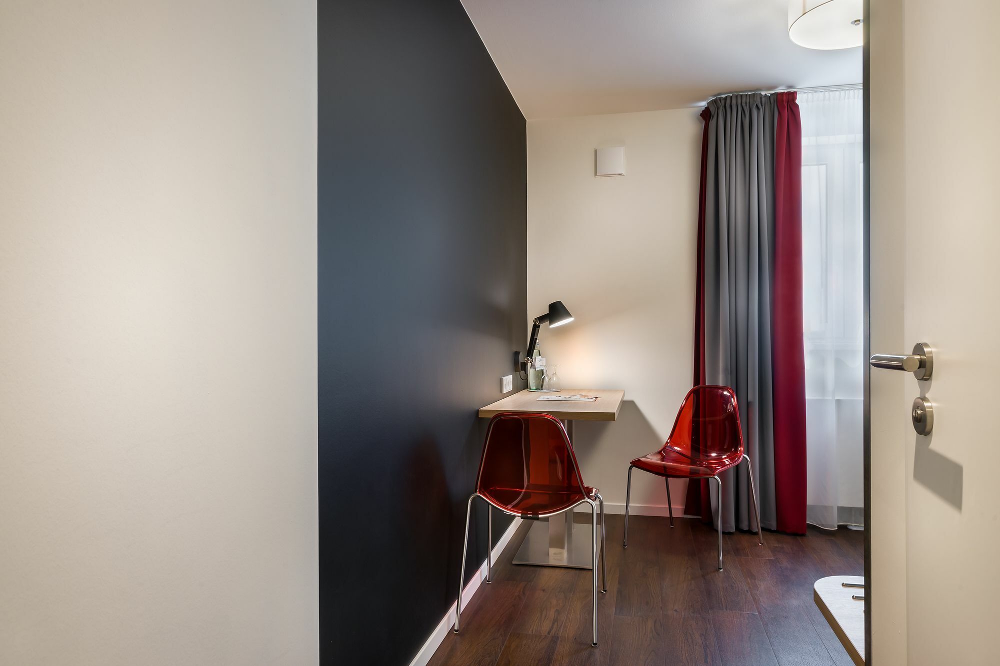 Signature East Hotel Apartment Гамбург Экстерьер фото