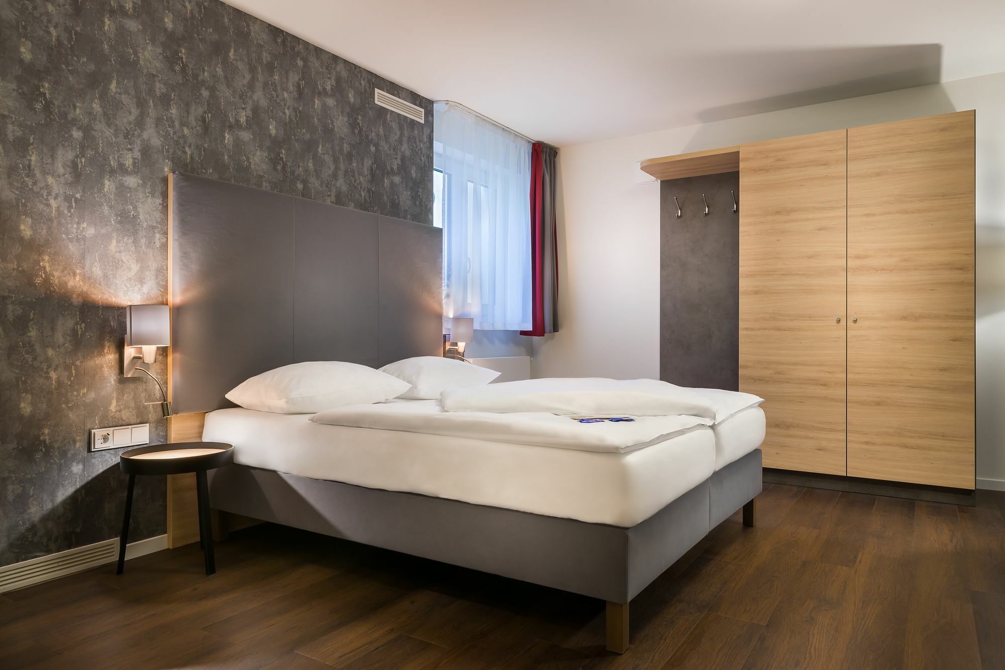 Signature East Hotel Apartment Гамбург Экстерьер фото